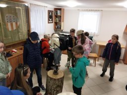 49600160811540799165199555816463951000827673n